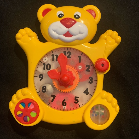 Redbox my lil bear clock - Picture 2 of 4